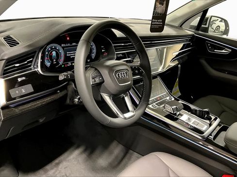 New 2026 Audi Q7 2.0T Premium AWD/4WD image 8