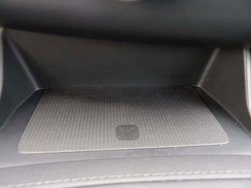 Certified 2025 Volvo XC90 B5 Plus image 24