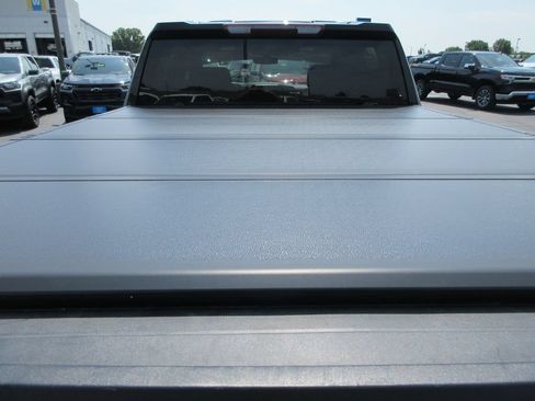 Certified 2021 GMC Sierra 1500 Elevation w/ X31 Off-Road Package AWD/4WD image 14