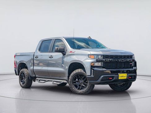 Used 2021 Chevrolet Silverado 1500 Custom Trail Boss w/ LPO, Dark Essentials Package AWD/4WD image 1