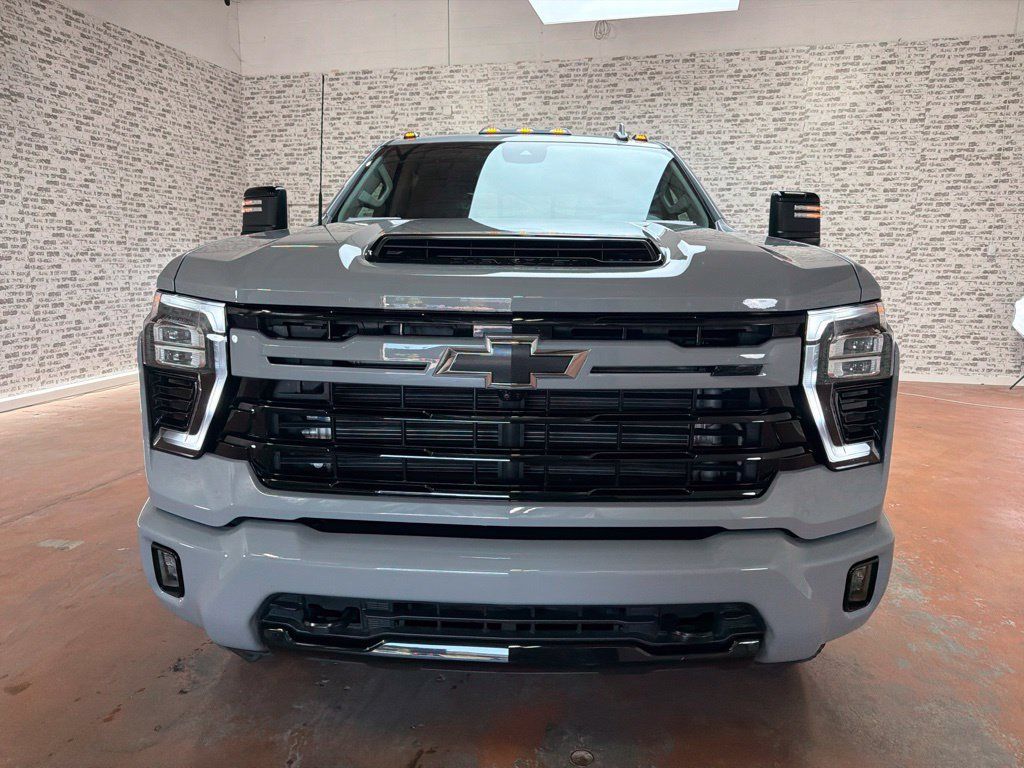 Used 2024 Chevrolet Silverado 2500 LT w/ Z71 Sport Edition AWD/4WD image 2