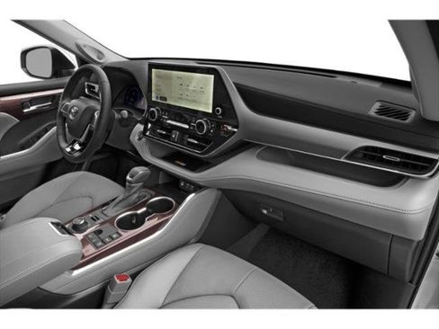 Used 2023 Toyota Highlander Limited image 15