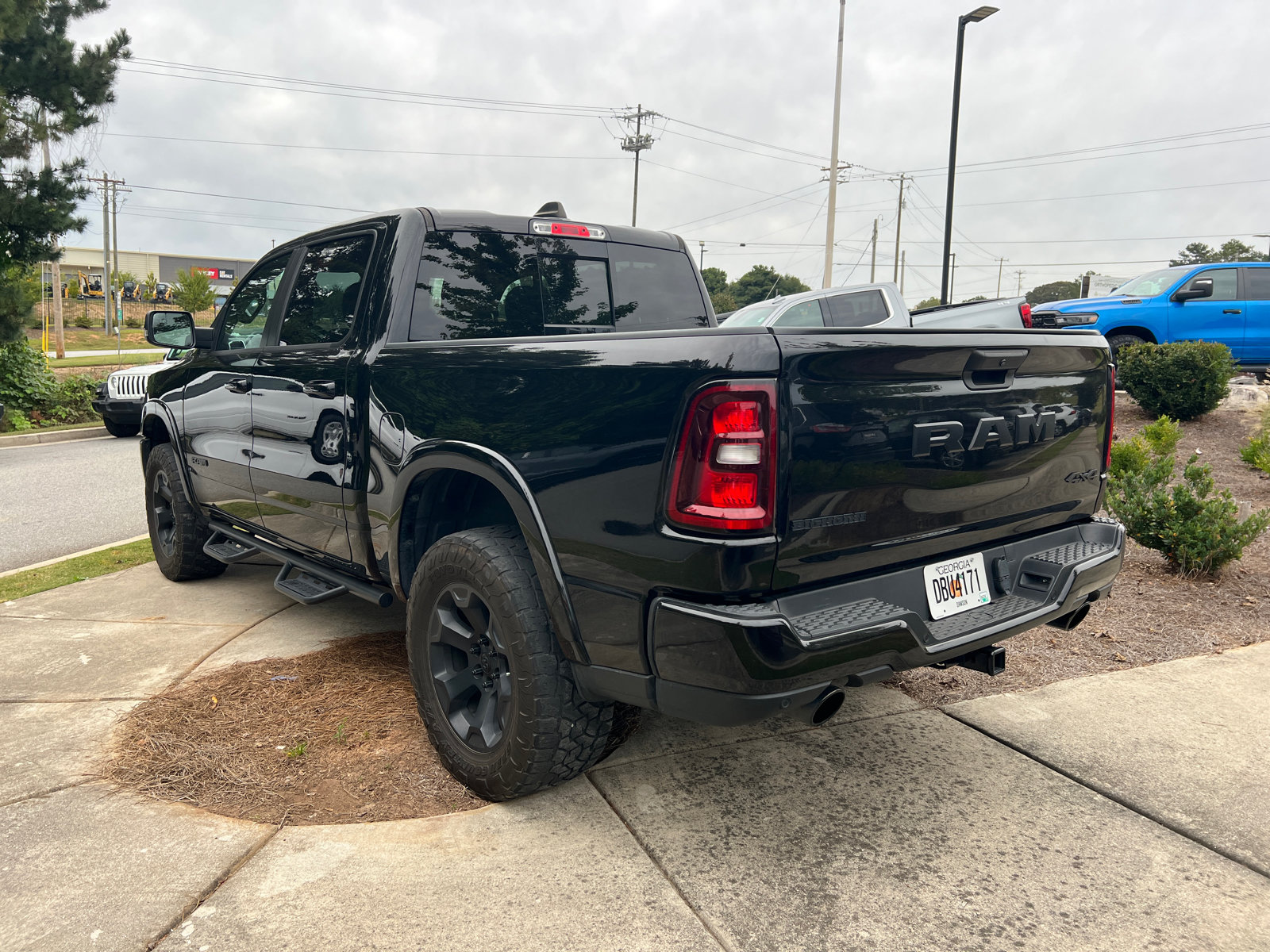 Used 2025 RAM 1500 Big Horn AWD/4WD image 10