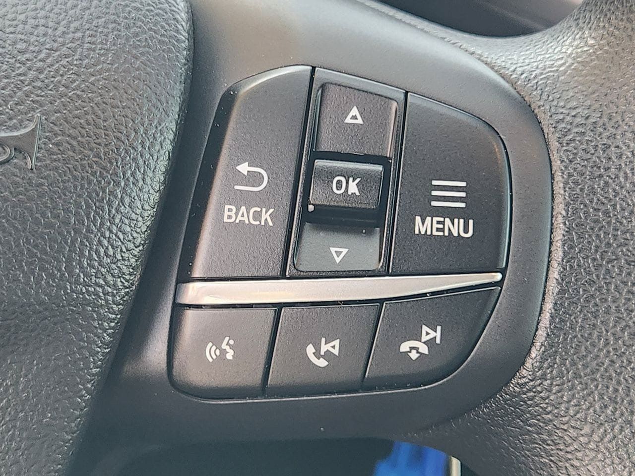 Used 2020 Ford Escape S FWD image 27