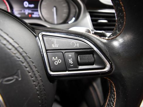 Used 2015 Audi S8 AWD/4WD image 21