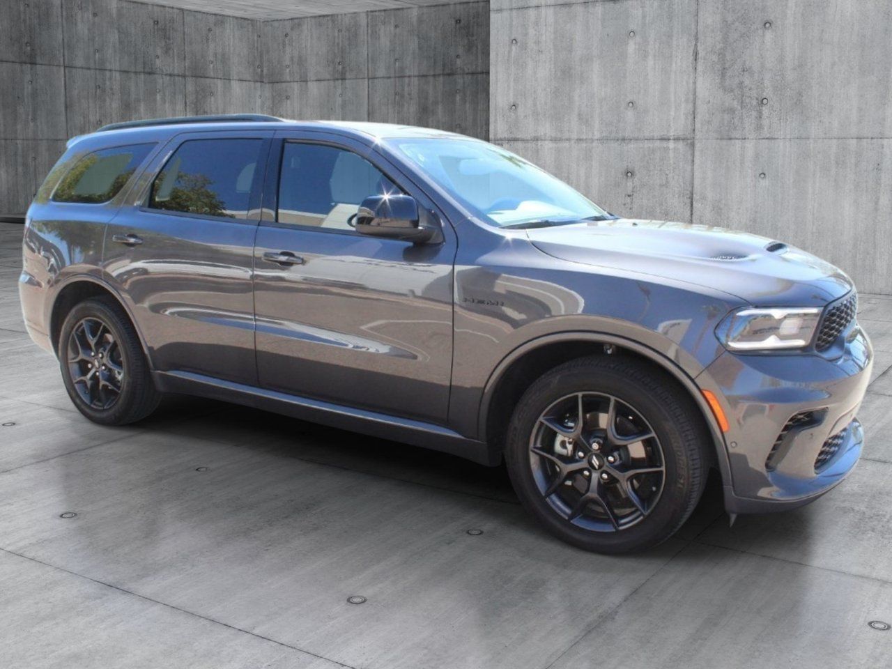 Used 2026 Dodge Durango GT w/ Blacktop Package AWD/4WD image 9