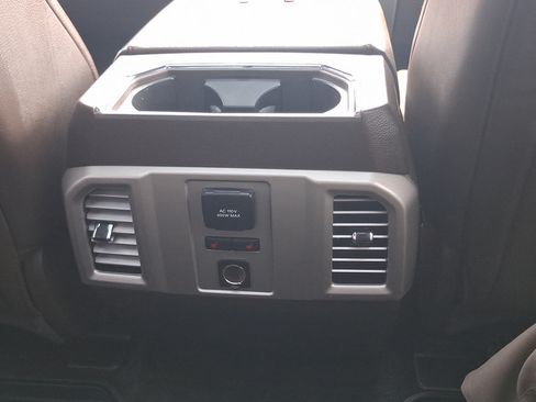 Used 2016 Ford F150 King Ranch w/ Equipment Group 601A Luxury AWD/4WD image 28