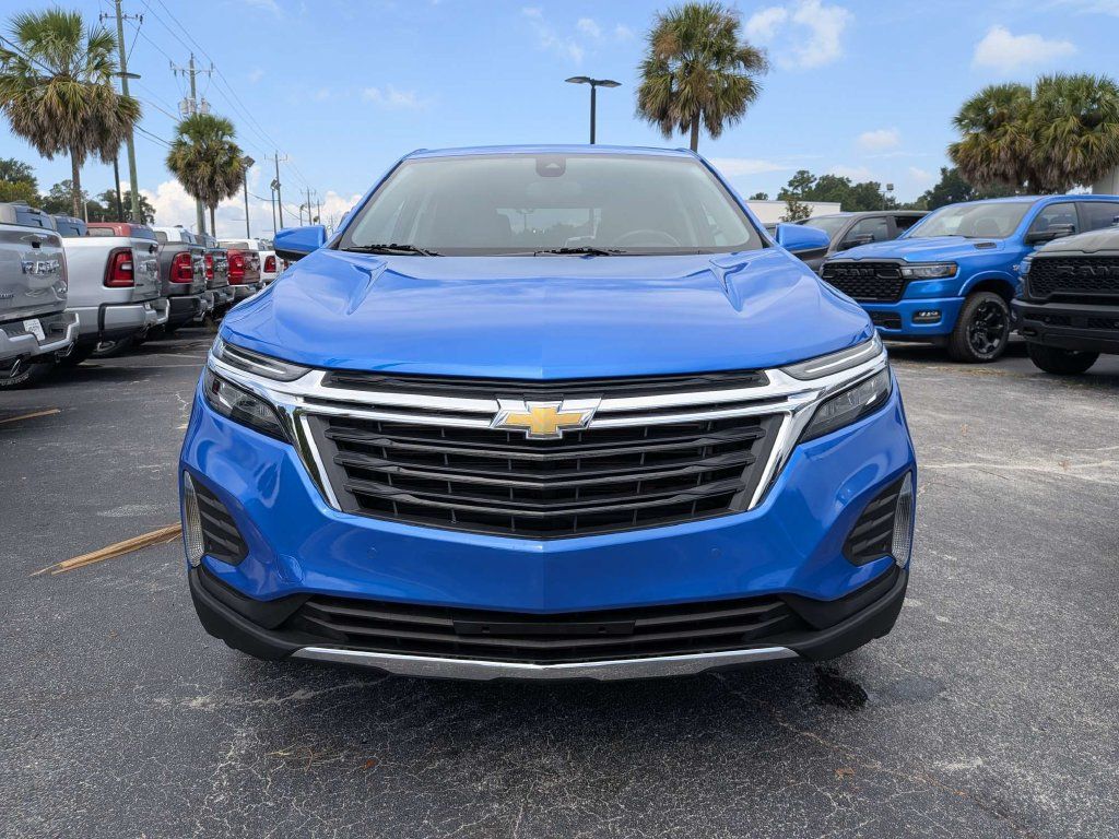 Used 2024 Chevrolet Equinox LT AWD/4WD image 8
