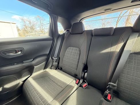 Used 2025 Honda HR-V Sport image 36