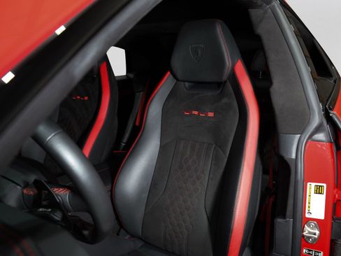 Used 2023 Lamborghini Urus S AWD/4WD image 43