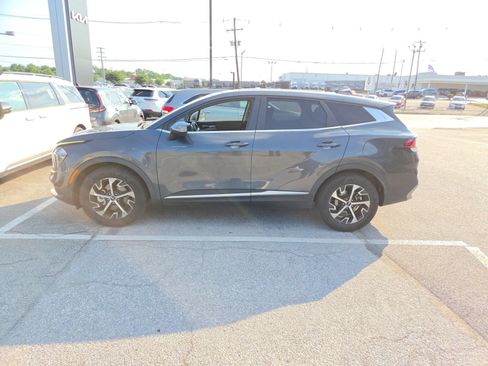 Used 2023 Kia Sportage EX FWD image 6