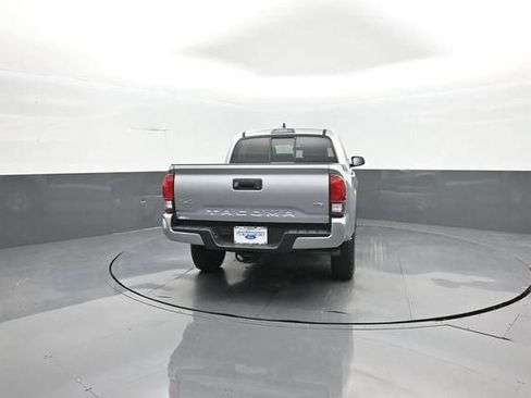 Used 2023 Toyota Tacoma SR AWD/4WD image 7