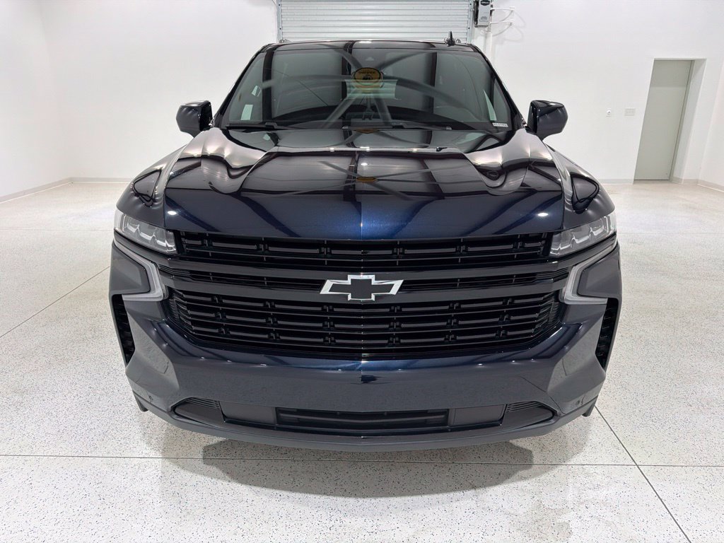 Used 2023 Chevrolet Suburban RST RWD image 8