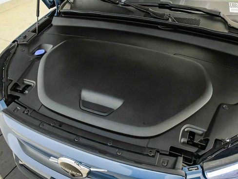 Certified 2023 Volvo C40 P8 Recharge Plus w/ Climate Package AWD/4WD image 29