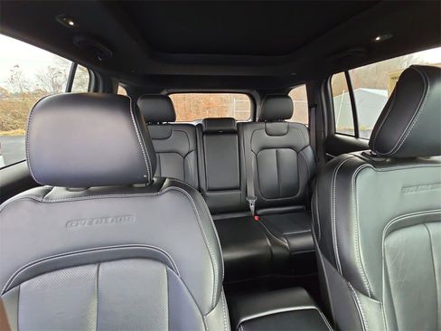 Used 2024 Jeep Grand Cherokee Overland w/ Trailer Tow Package image 13