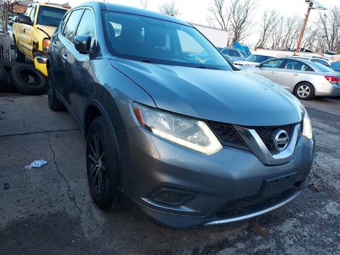 Used 2015 Nissan Rogue S image 1
