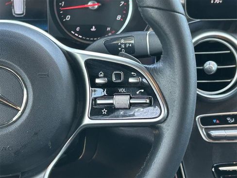 Used 2020 Mercedes-Benz GLC 300 GLC 300 image 25