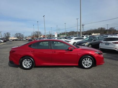 Certified 2025 Toyota Camry LE image 3