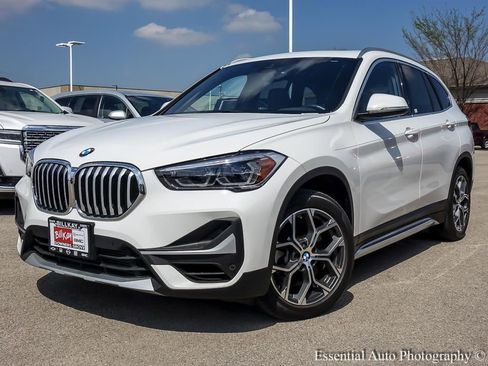 Used 2022 BMW X1 xDrive28i w/ Convenience Package AWD/4WD image 2