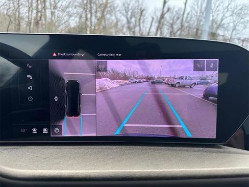 Certified 2025 Audi Q5 Premium w/ Convenience Package image 19