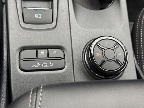 New 2025 Ford Ranger XLT w/ Equipment Group 301A High image 15