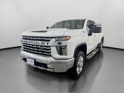 Used 2020 Chevrolet Silverado 2500 LTZ AWD/4WD image 4
