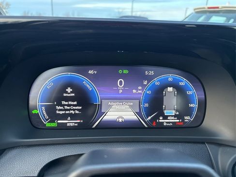 Used 2025 Toyota Crown Signia image 25