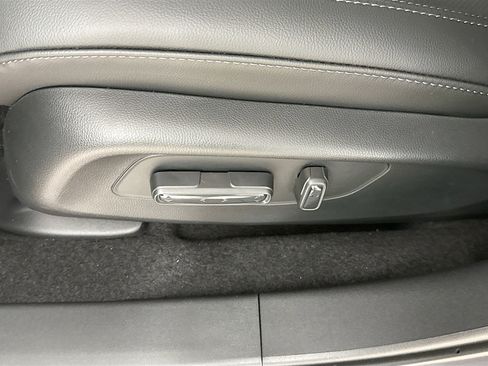 New 2026 Honda HR-V EX-L image 22