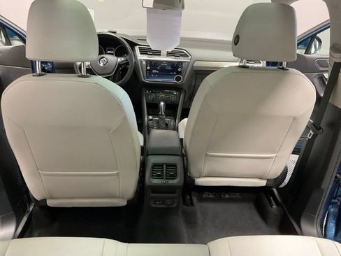 Used 2019 Volkswagen Tiguan SE w/ Panoramic Sunroof Package AWD/4WD image 30
