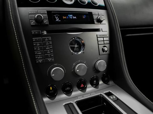 Used 2007 Aston Martin DB9 Coupe RWD image 47