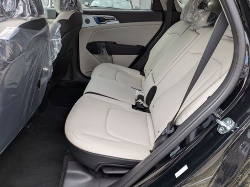 New 2026 Kia Sportage EX FWD image 28