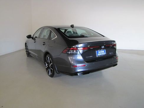 Used 2025 Honda Accord Touring image 21