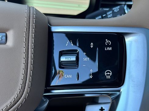 New 2026 Land Rover Range Rover Long Wheelbase SE AWD/4WD image 29