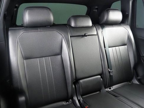 Used 2024 Volkswagen Tiguan SE R-Line w/ MDO Package, Three-Row image 16