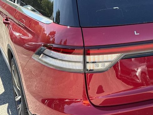 New 2026 Lincoln Aviator Reserve AWD/4WD image 11