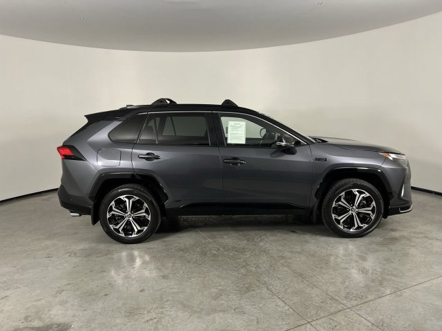 Used 2022 Toyota RAV4 XSE w/ Premium Package AWD/4WD image 9