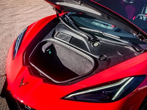 Used 2021 Chevrolet Corvette Stingray Premium Cpe w/ Z51 Performance Package image 40