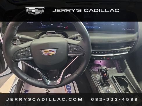 Used 2025 Cadillac CT5 Sport RWD image 9
