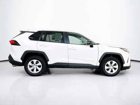 Used 2025 Toyota RAV4 LE image 10