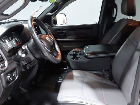 Used 2022 RAM 2500 Tradesman w/ Chrome Appearance Group image 20