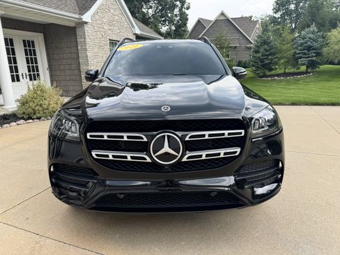 Used 2022 Mercedes-Benz GLS 450 4MATIC w/ AMG Line Exterior image 12