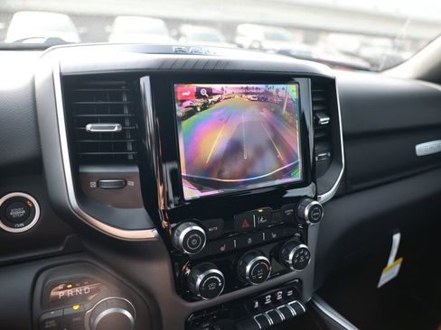 New 2026 RAM 1500 4x4 Crew Cab image 19