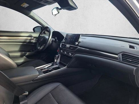 Used 2022 Honda Accord Sport image 19