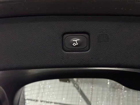 Used 2022 Ford Edge SEL w/ Convenience Package image 12