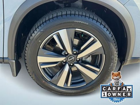 Used 2024 Nissan Rogue SL w/ SL Premium Package image 6