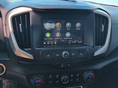 Used 2023 GMC Terrain SLE w/ Driver Convenience Package FWD image 18