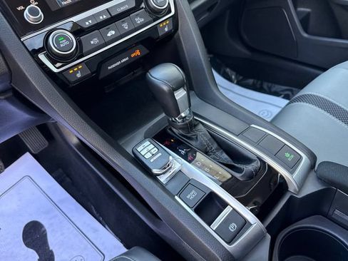 Used 2020 Honda Civic EX image 30