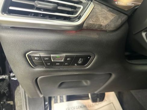Used 2019 BMW X5 xDrive50i w/ M Sport Package AWD/4WD image 15