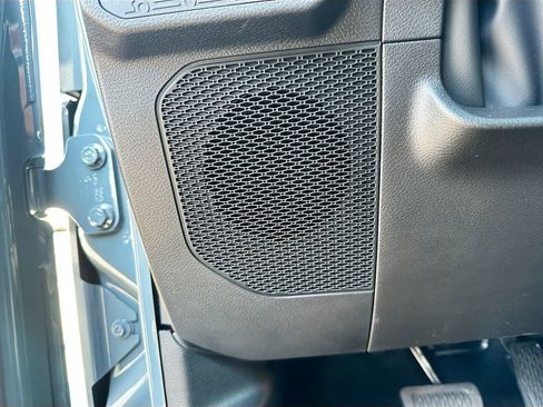 New 2025 Jeep Gladiator Rubicon w/ Dual Top Group image 20