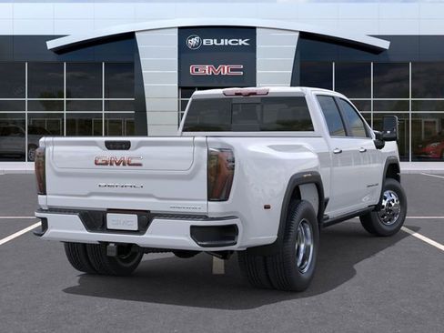 New 2026 GMC Sierra 3500 Denali w/ Denali Reserve Package image 4